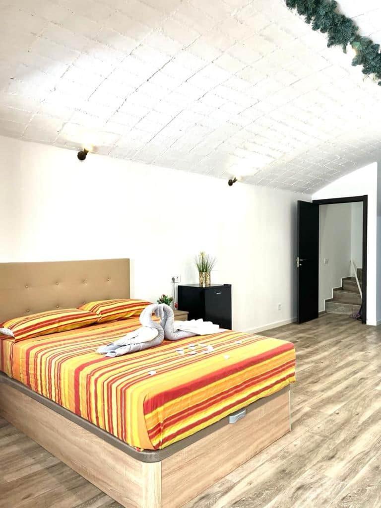 Monistrol de Montserrat Barcelo Apartaments מראה חיצוני תמונה